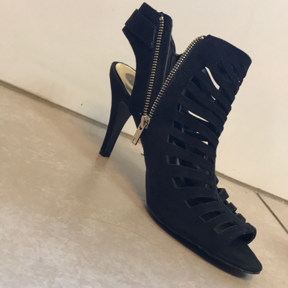 Nine West size 10 heels